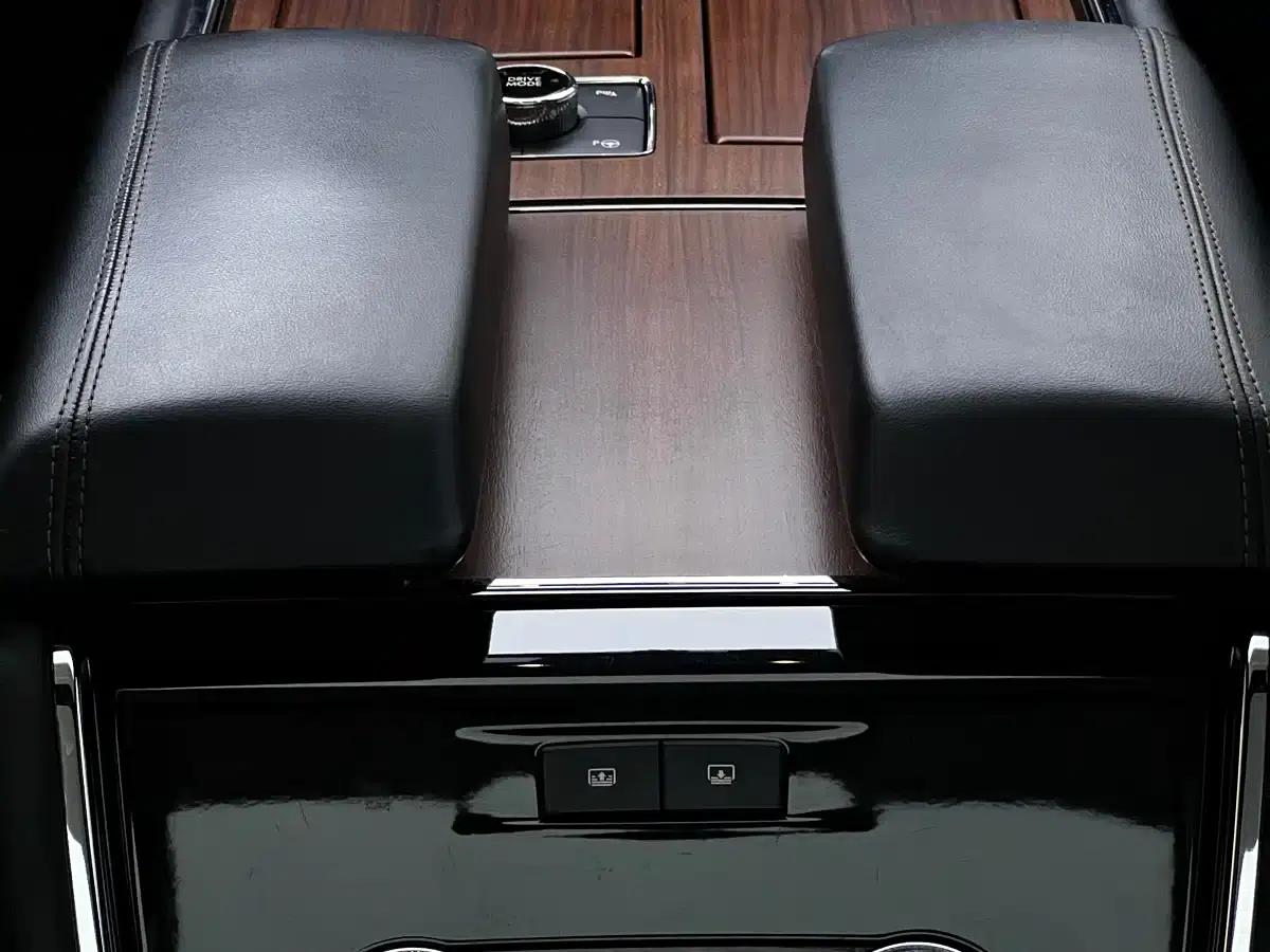 Navigator 2019 3.5T Premium Edition (China VI Emission Standard) — миниатюра 27