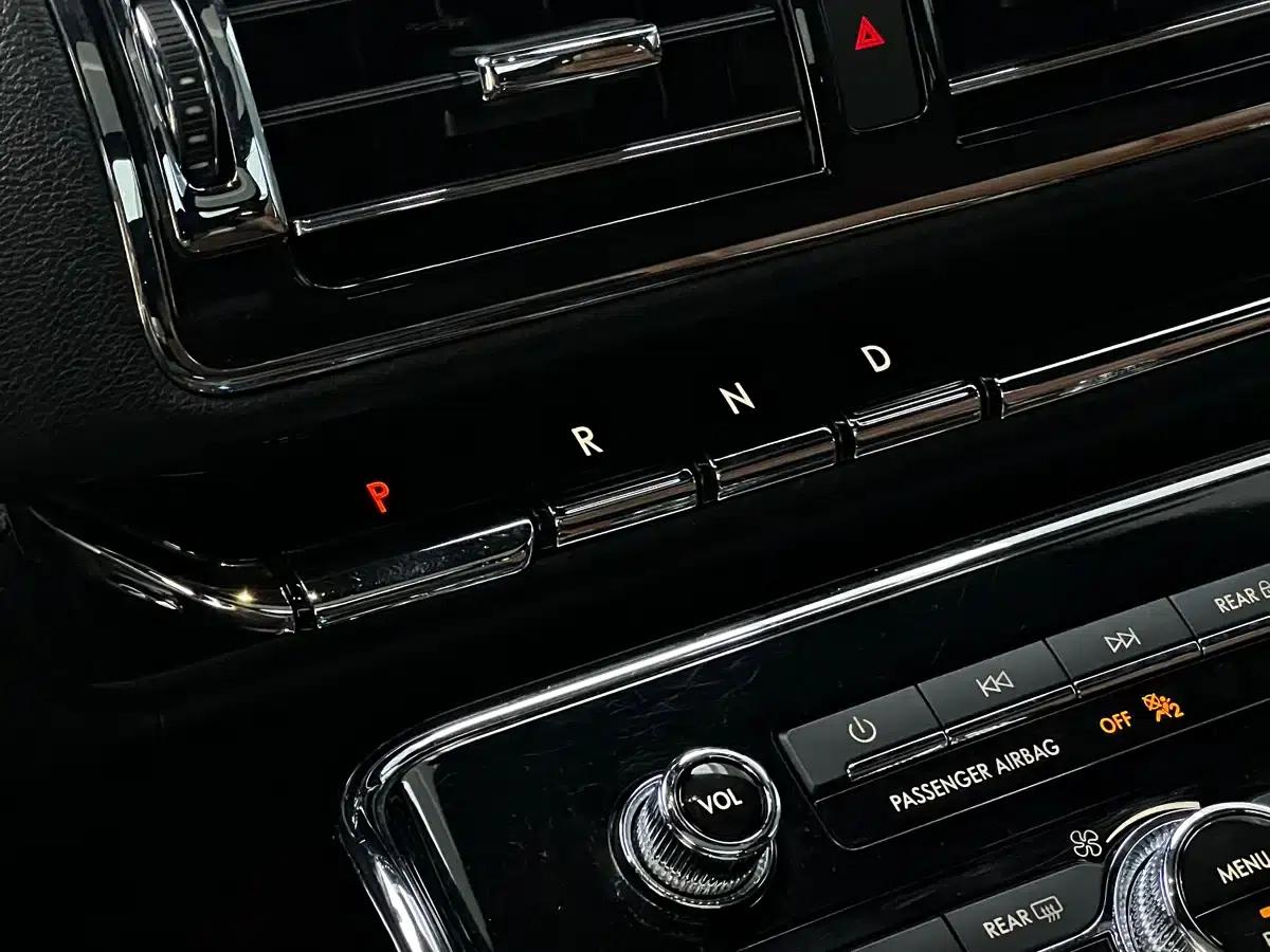Navigator 2019 3.5T Premium Edition (China VI Emission Standard) — миниатюра 4