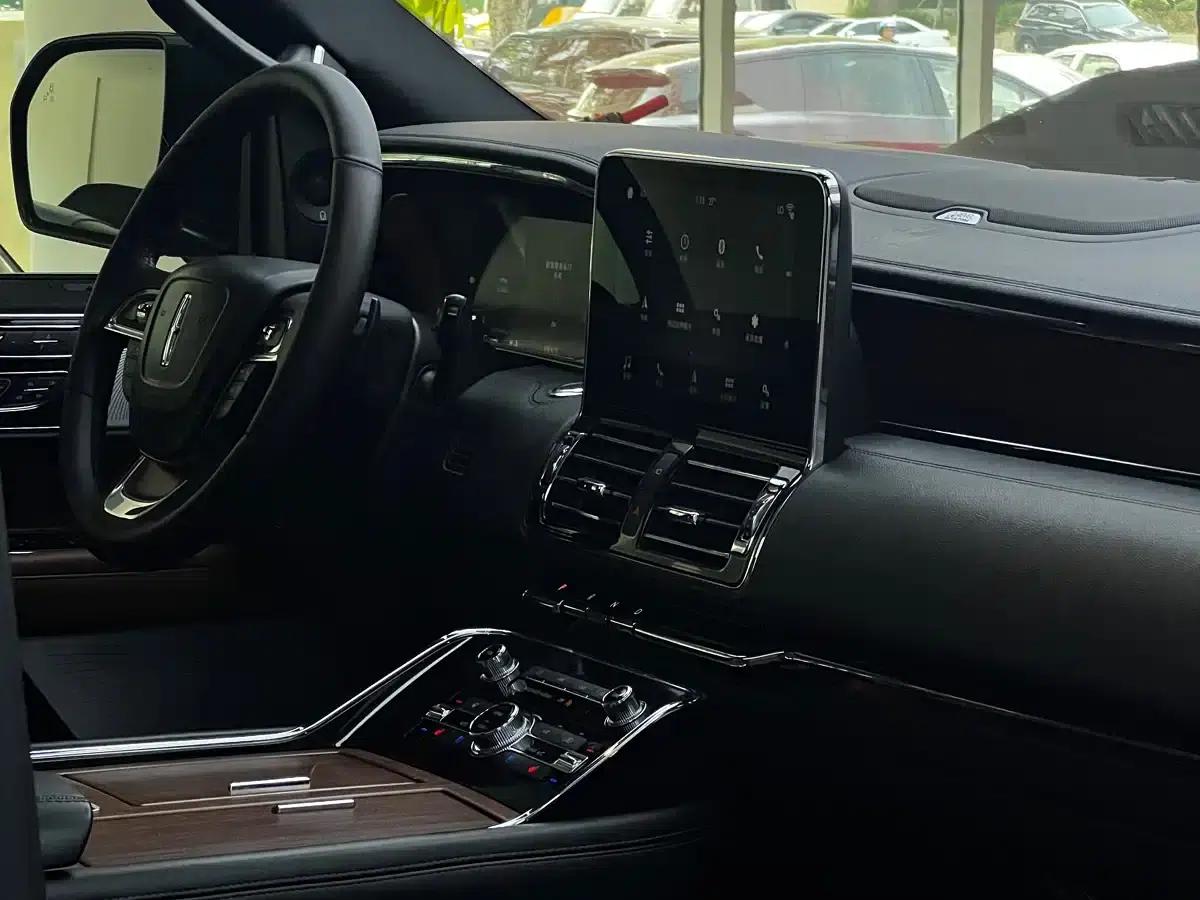 Navigator 2019 3.5T Premium Edition (China VI Emission Standard) — миниатюра 9
