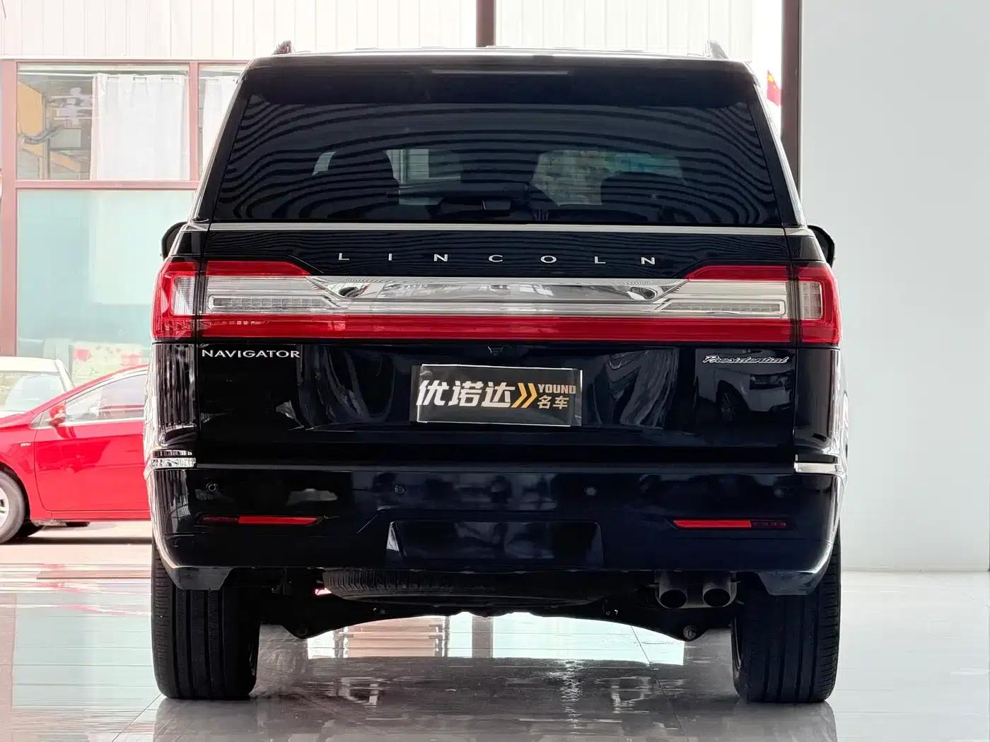 Navigator 2019 3.5T Presidential Series (China VI Emission Standard) — миниатюра 3