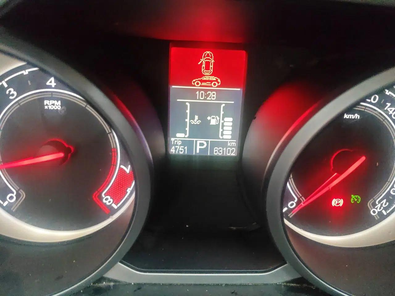 MG GS 2015 2.0TGI TST Luxury Edition — миниатюра 13