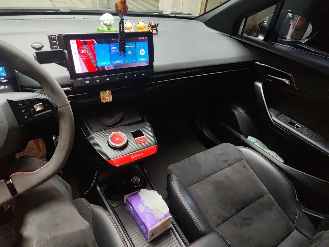 MG 4 EV 2022 460 km All-Wheel-Drive Performance Version — миниатюра 14