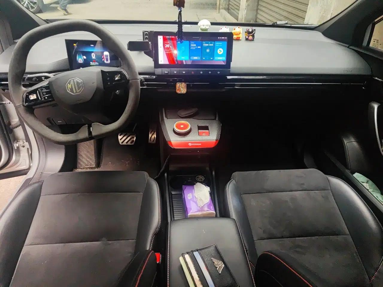 MG 4 EV 2022 460 km All-Wheel-Drive Performance Version — миниатюра 10