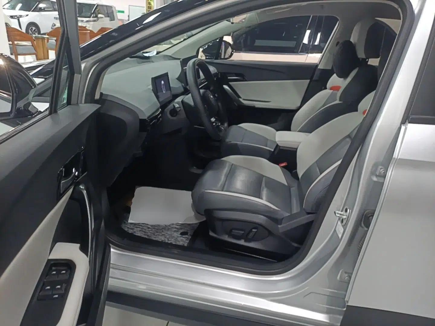 MG 4 EV 2023 415 km Range Sea-Faring Champion Edition — миниатюра 19