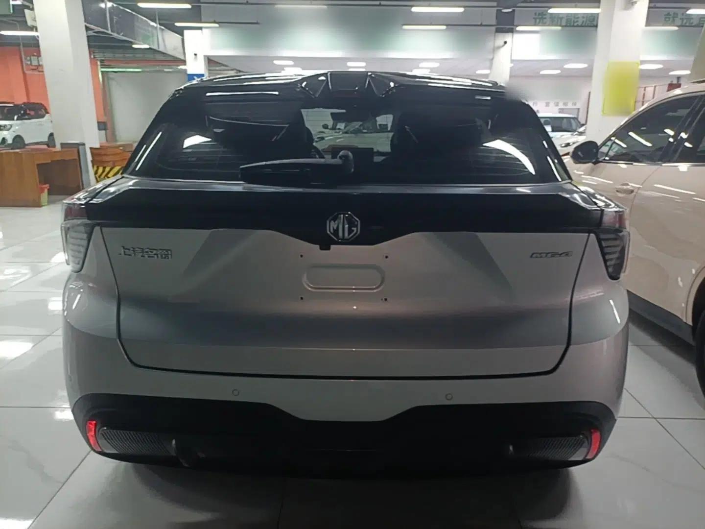 MG 4 EV 2023 415 km Range Sea-Faring Champion Edition — миниатюра 5