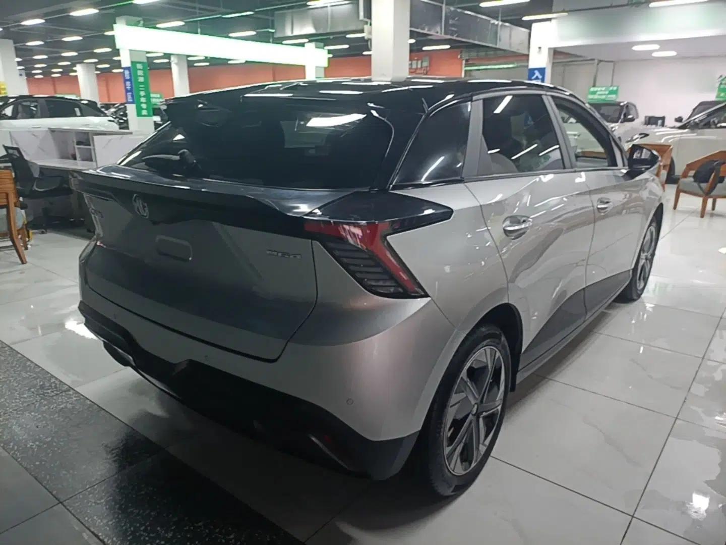 MG 4 EV 2023 415 km Range Sea-Faring Champion Edition — миниатюра 6