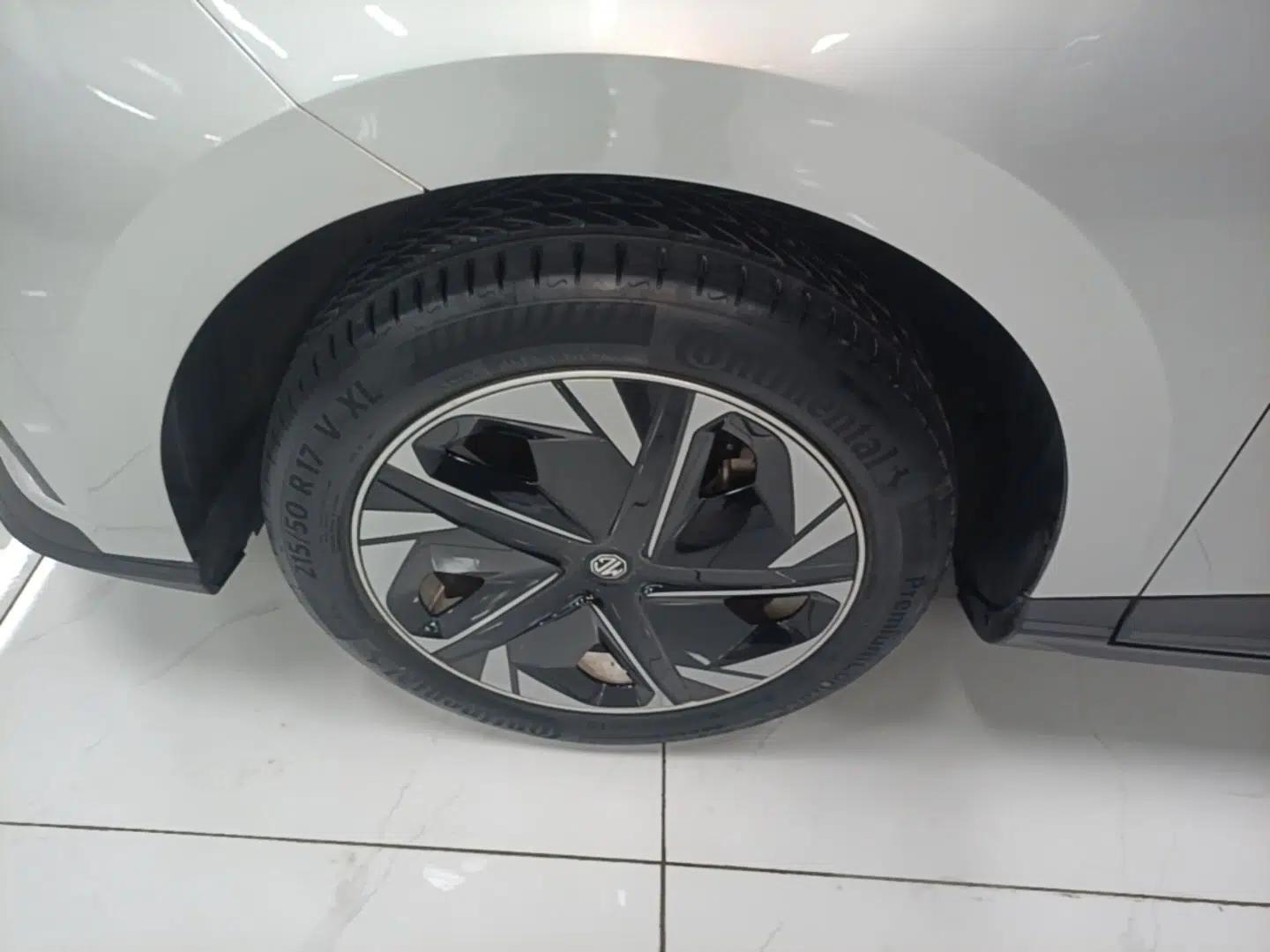 MG 4 EV 2023 415 km Range Sea-Faring Champion Edition — миниатюра 8