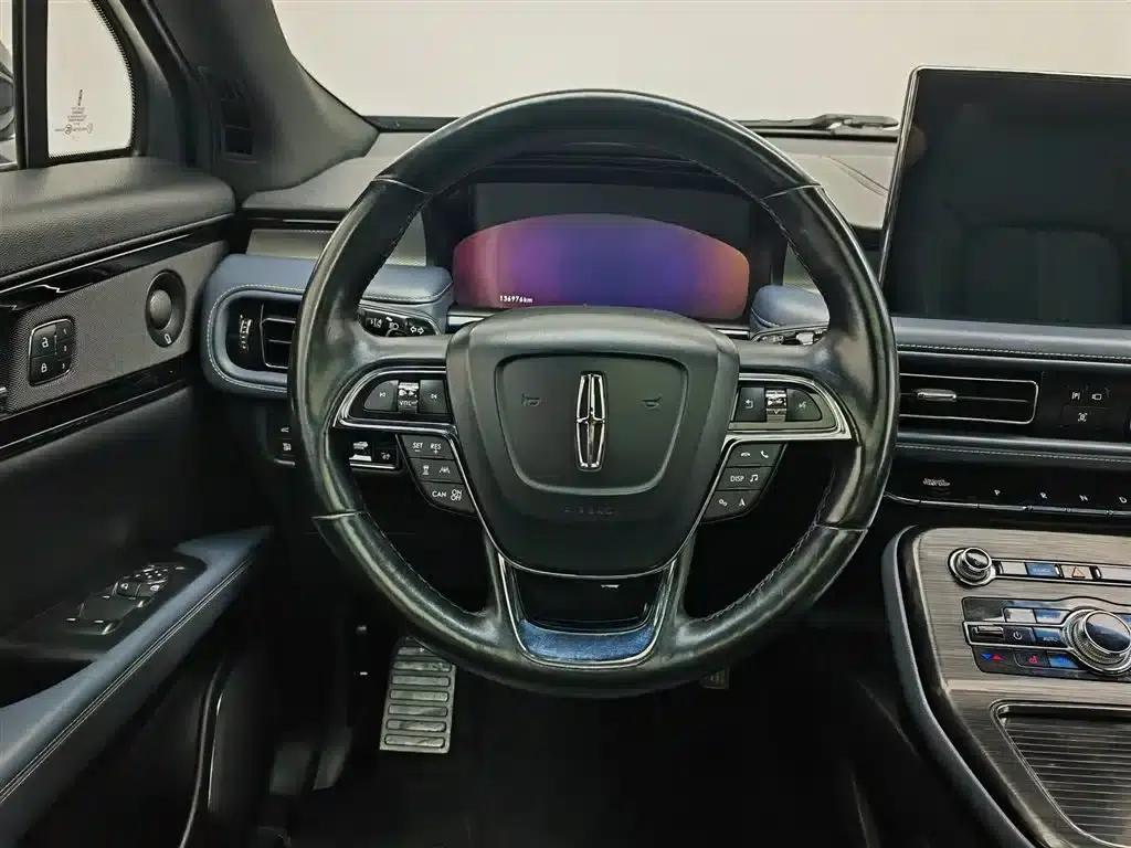 Navigator 2021 2.7T AWD Premium Edition — миниатюра 11