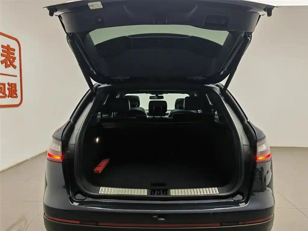 Navigator 2021 2.7T AWD Premium Edition — миниатюра 16