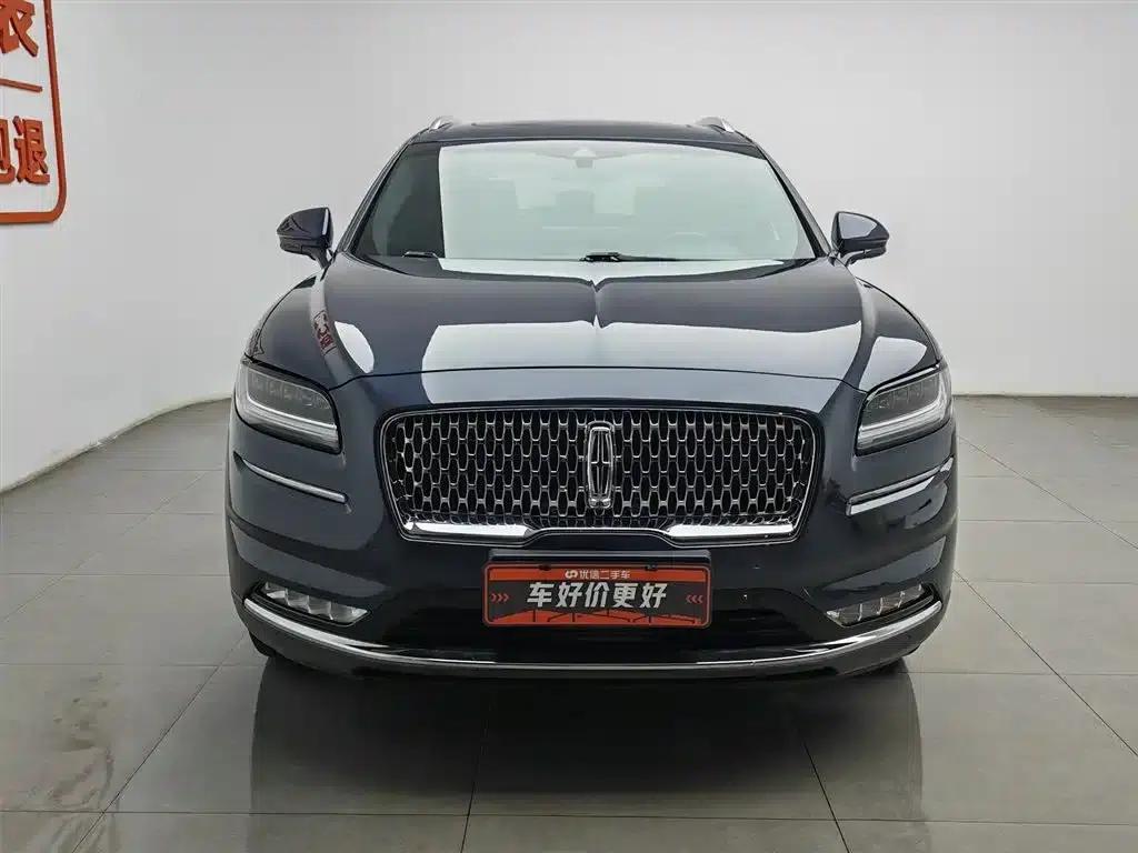 Navigator 2021 2.7T AWD Premium Edition — миниатюра 3