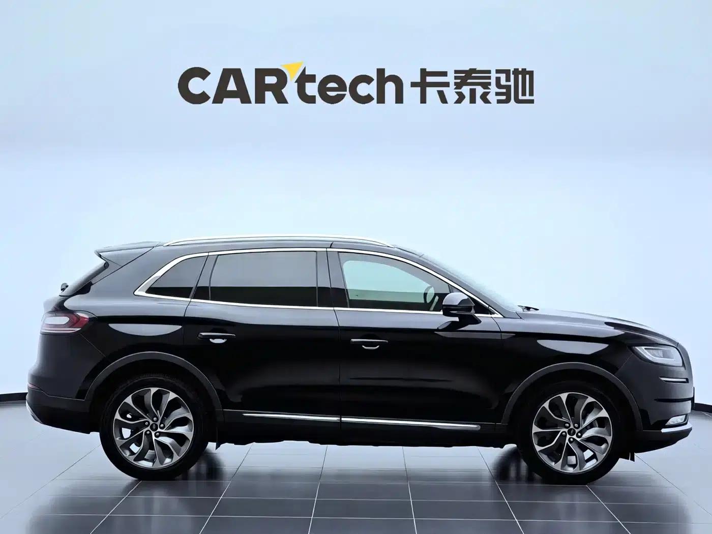 Navigator 2021 2.0T AWD Premium Edition — миниатюра 7