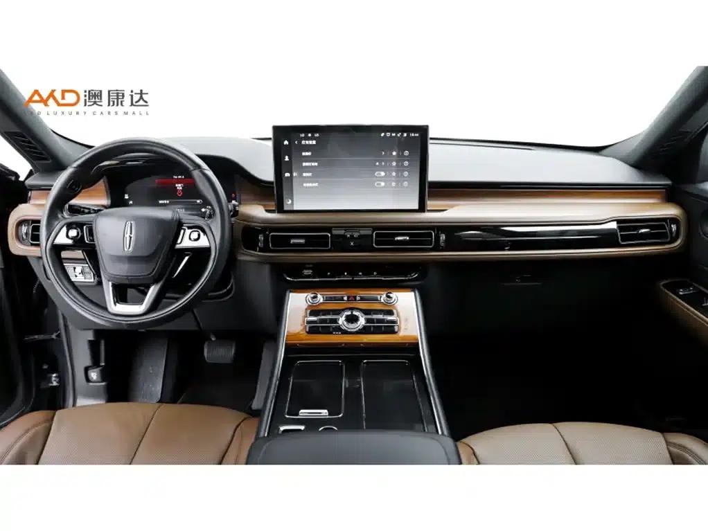 Aviator / 3.0T / 2023 / V6 AWD Premium Cruiser Edition (6 Seats) — миниатюра 5