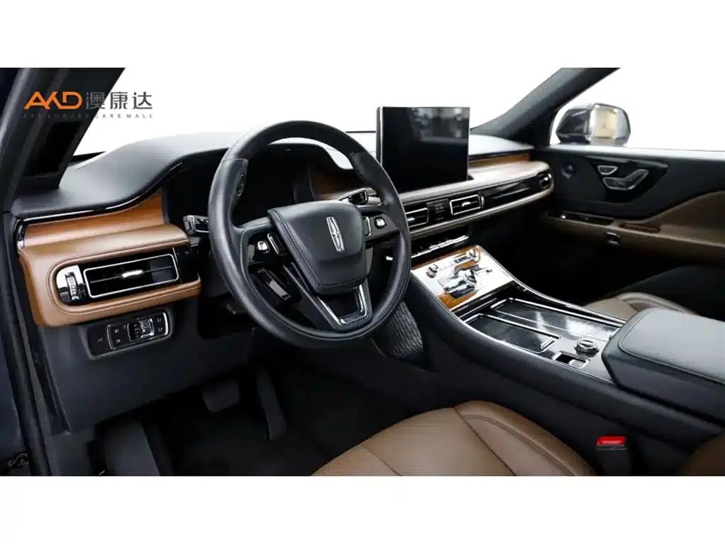 Aviator / 3.0T / 2023 / V6 AWD Premium Cruiser Edition (6 Seats) — миниатюра 6