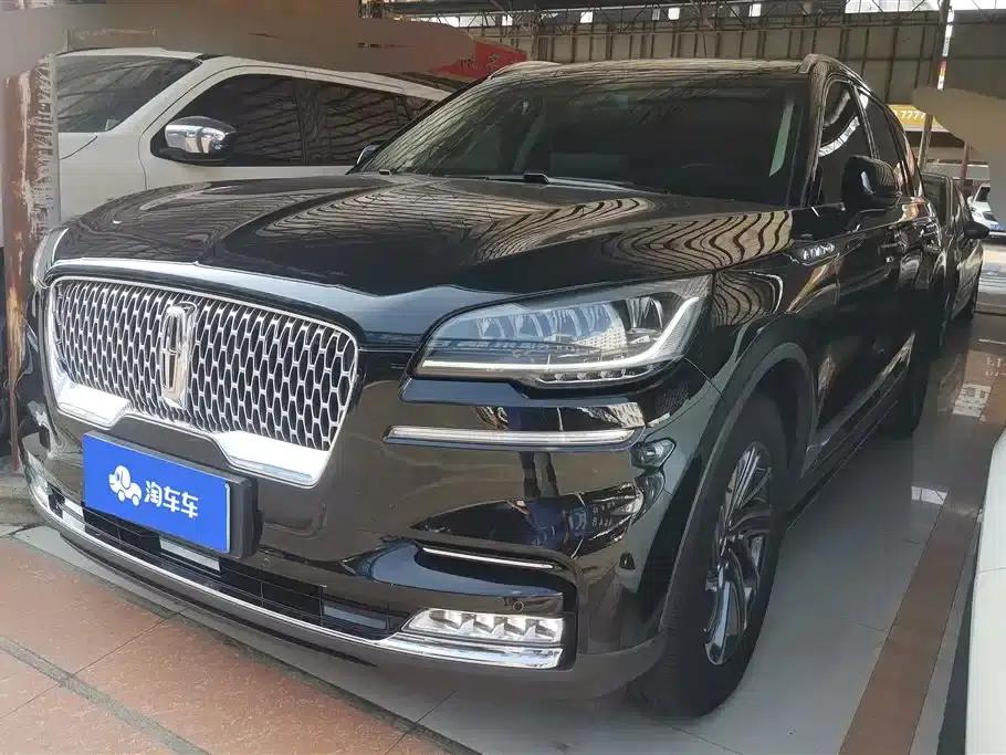 2022 Aviator 3.0T V6 AWD Premium Edition — миниатюра 1