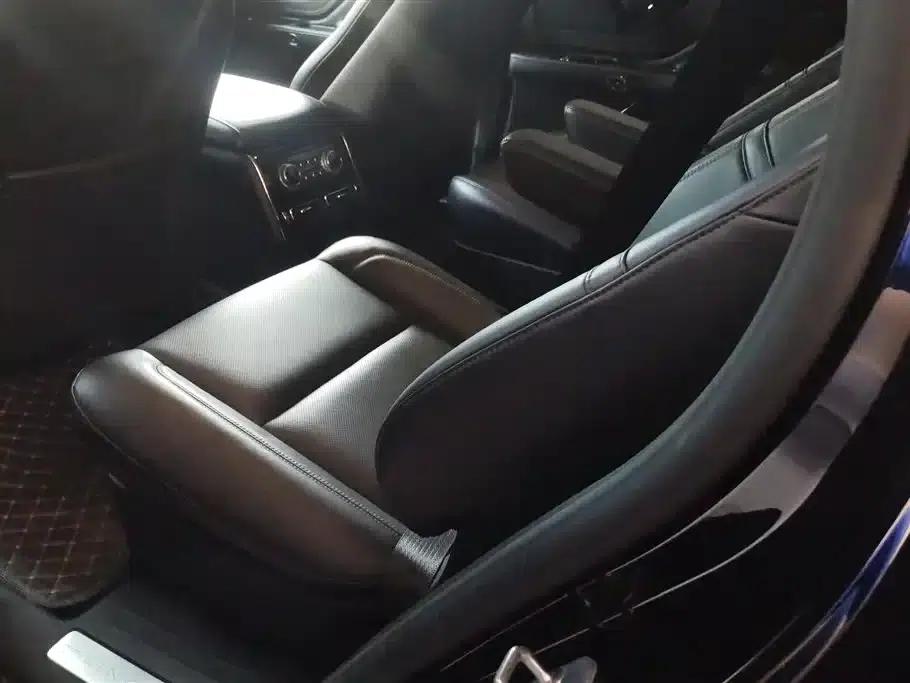 2022 Aviator 3.0T V6 AWD Premium Edition — миниатюра 11