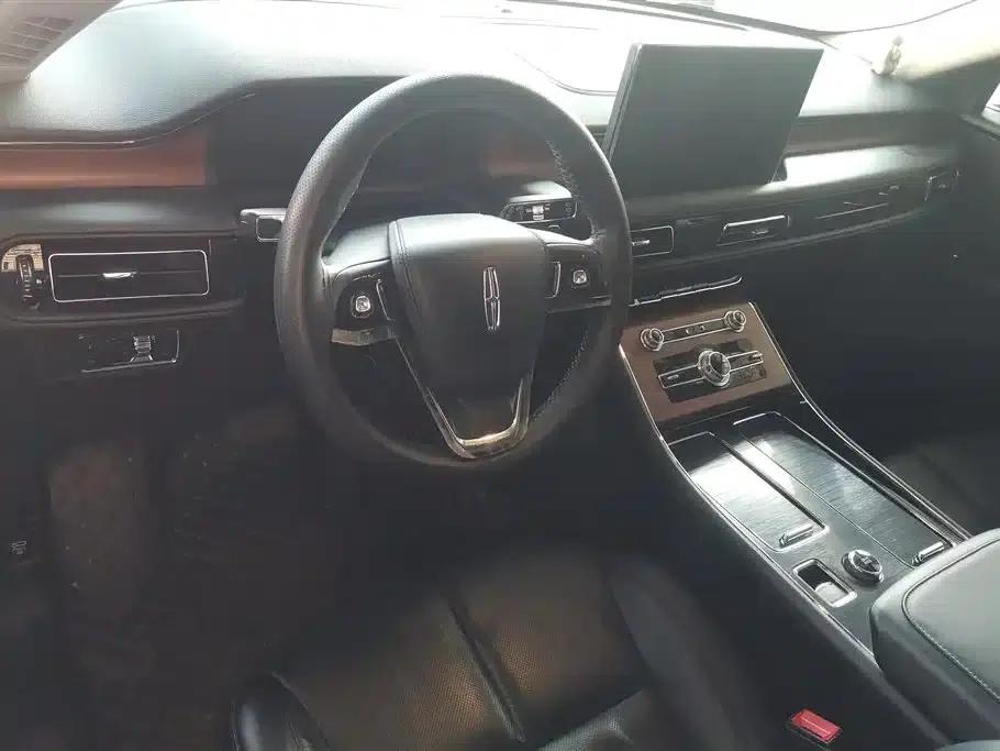 2022 Aviator 3.0T V6 AWD Premium Edition — миниатюра 12