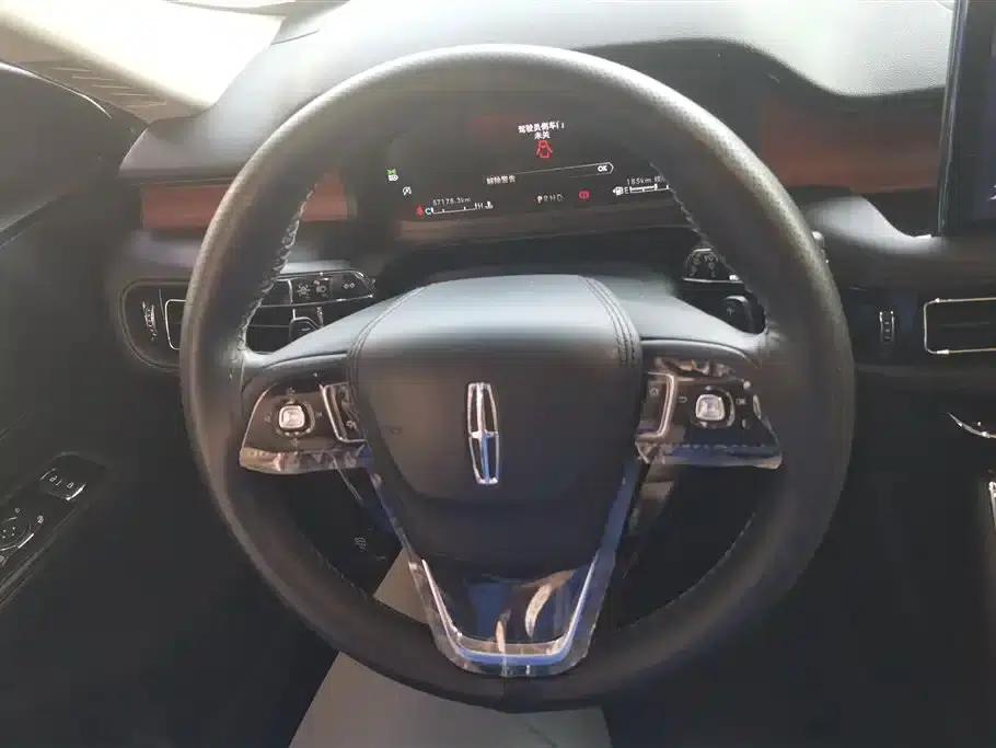 2022 Aviator 3.0T V6 AWD Premium Edition — миниатюра 15