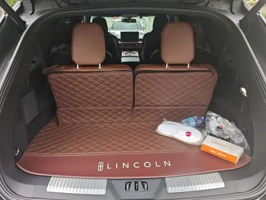 2020 Aviator 3.0T V6 AWD Executive Edition — миниатюра 4