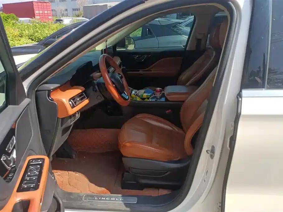 2021 Aviator 3.0T V6 AWD Premium Edition — миниатюра 9
