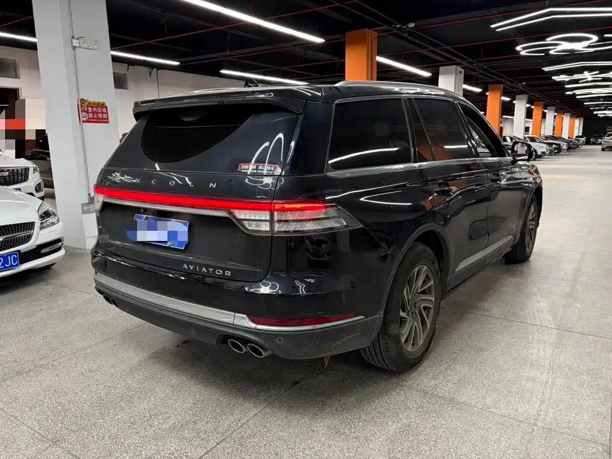 2020 Aviator 3.0T V6 AWD Premium Edition — миниатюра 11