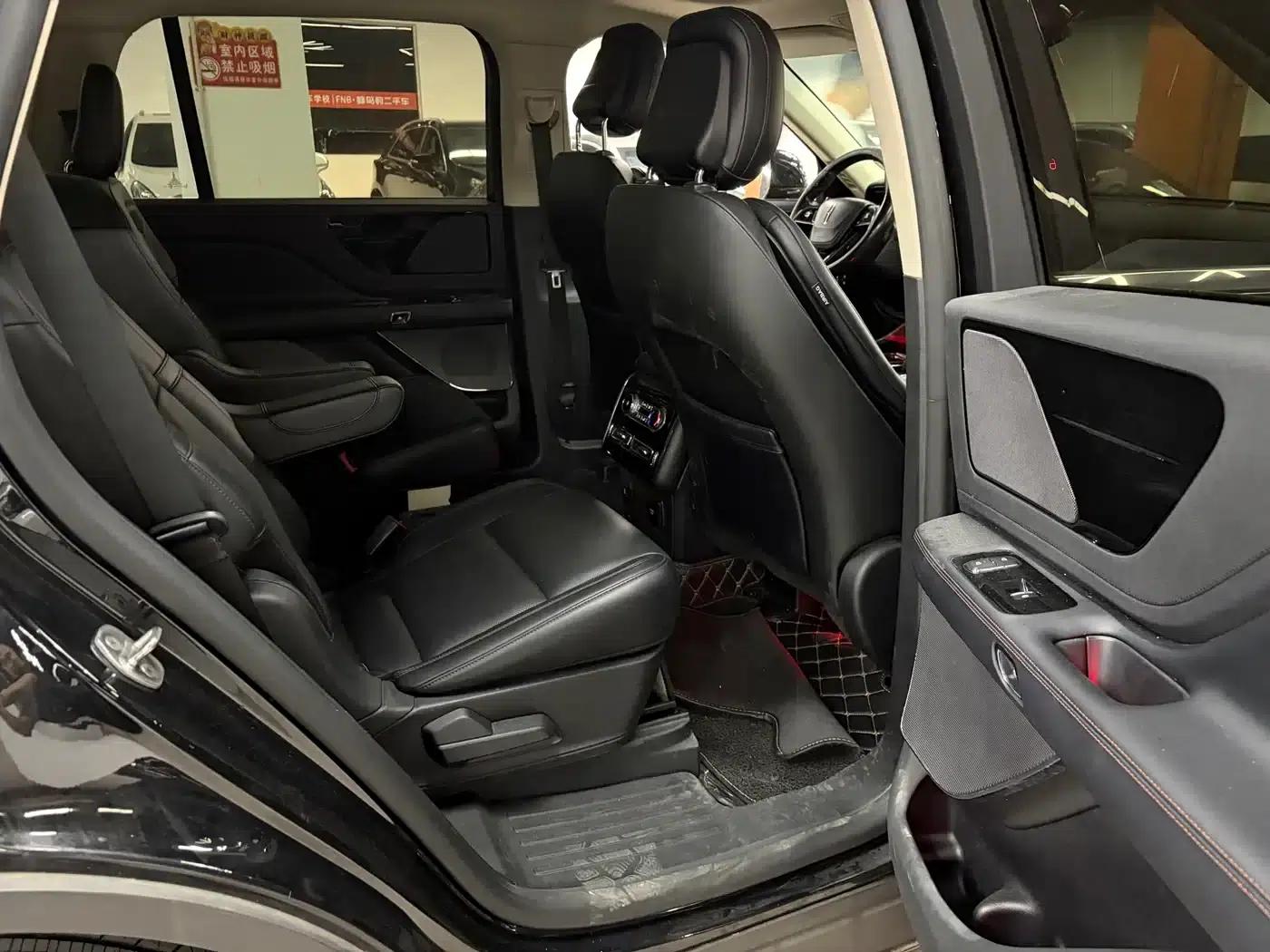2020 Aviator 3.0T V6 AWD Premium Edition — миниатюра 10