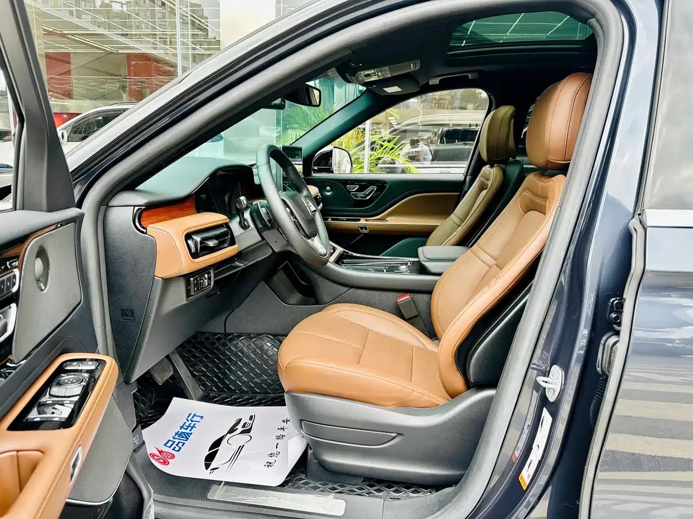 2023 Aviator 3.0T V6 AWD Premium Cruiser (6-seater) — миниатюра 5