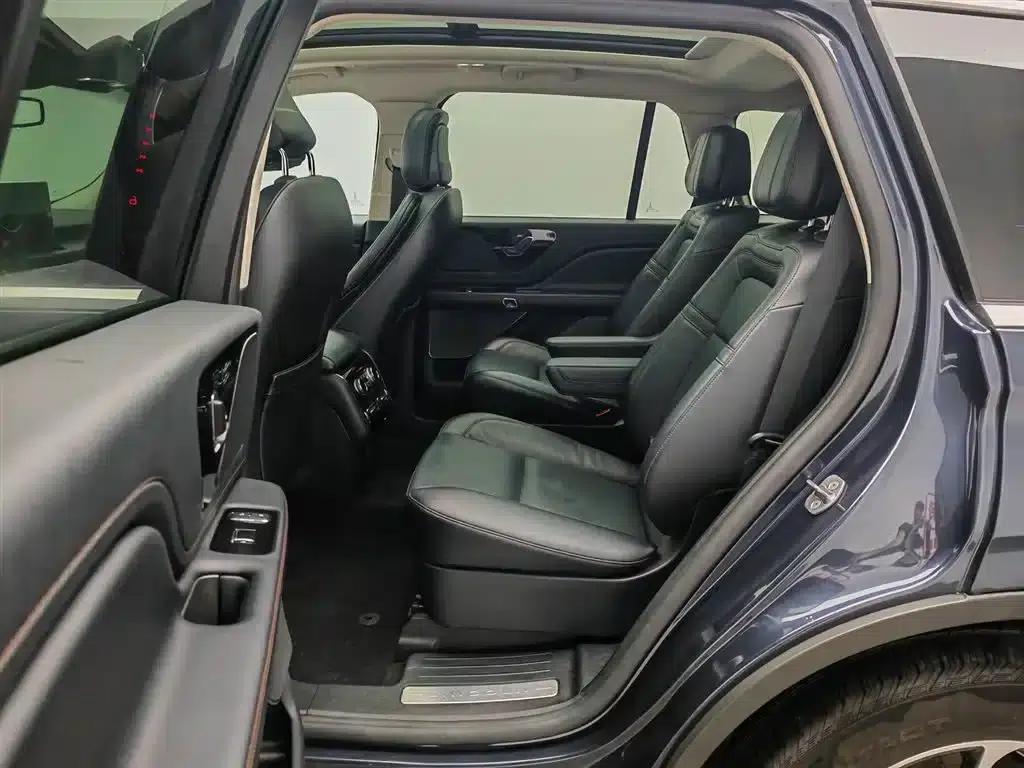 2022 Aviator 3.0T V6 AWD Premium Edition — миниатюра 15