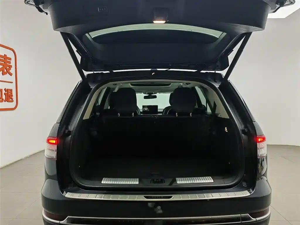 2022 Aviator 3.0T V6 AWD Premium Edition — миниатюра 16