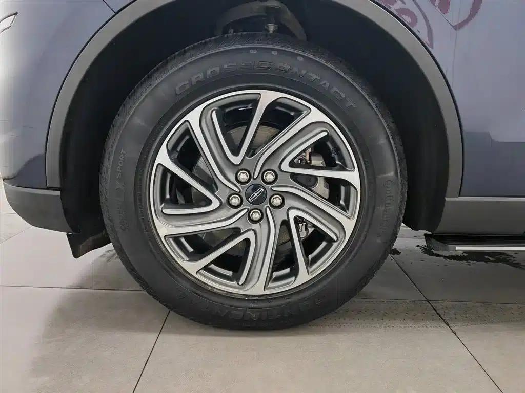 2022 Aviator 3.0T V6 AWD Premium Edition — миниатюра 17