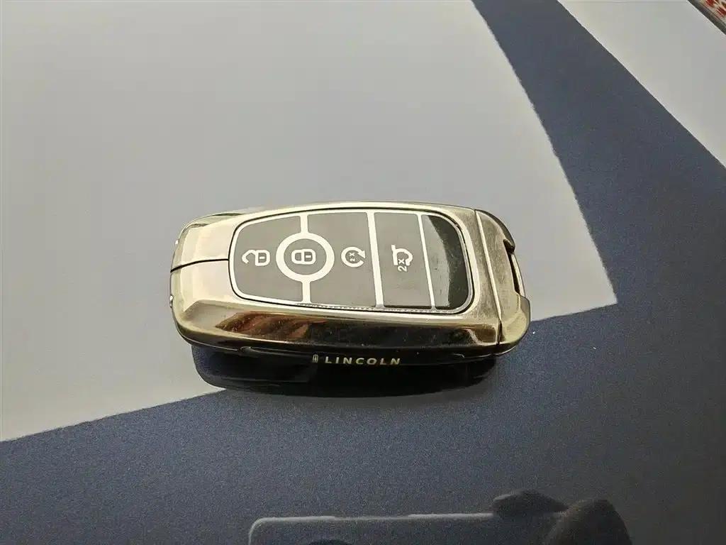 2022 Aviator 3.0T V6 AWD Premium Edition — миниатюра 19
