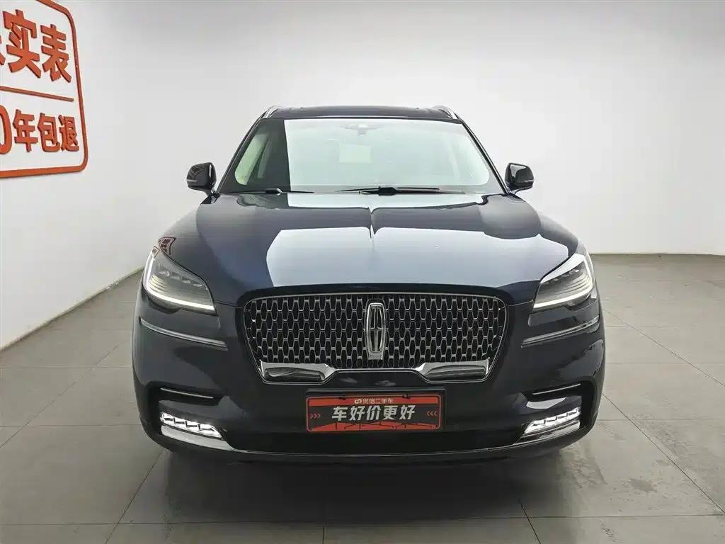 2022 Aviator 3.0T V6 AWD Premium Edition — миниатюра 3