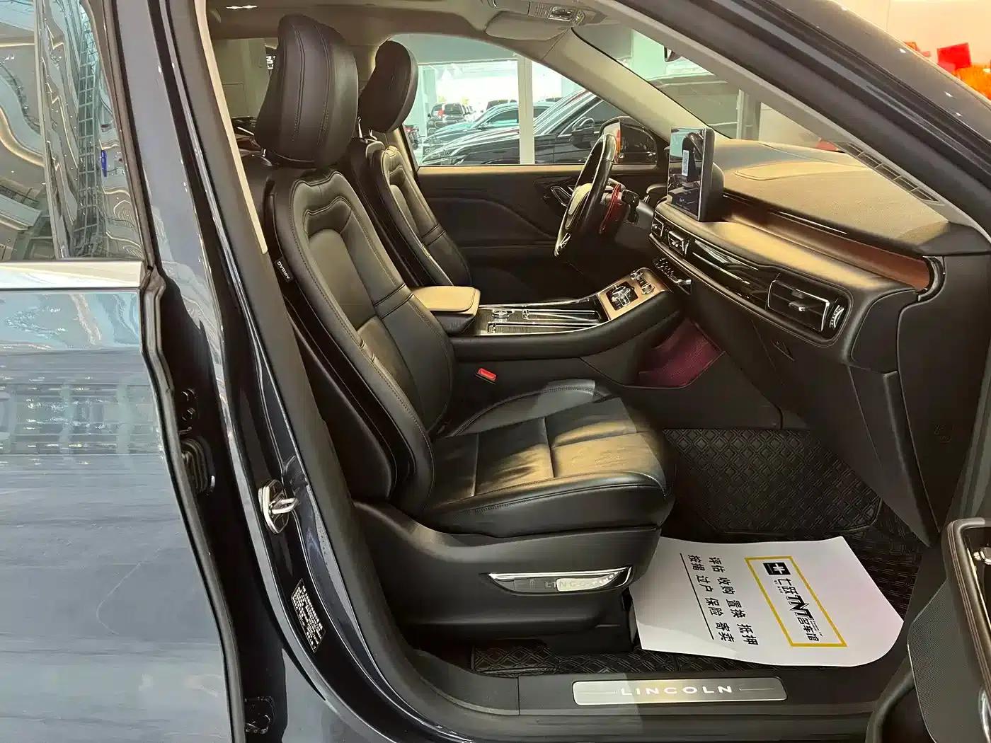 2020 Aviator 3.0T V6 AWD Premium Edition — миниатюра 15