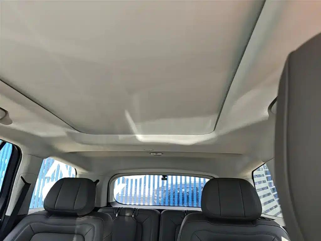2024 Aviator 3.0T V6 AWD Elegant Edition (6-seater) — миниатюра 25