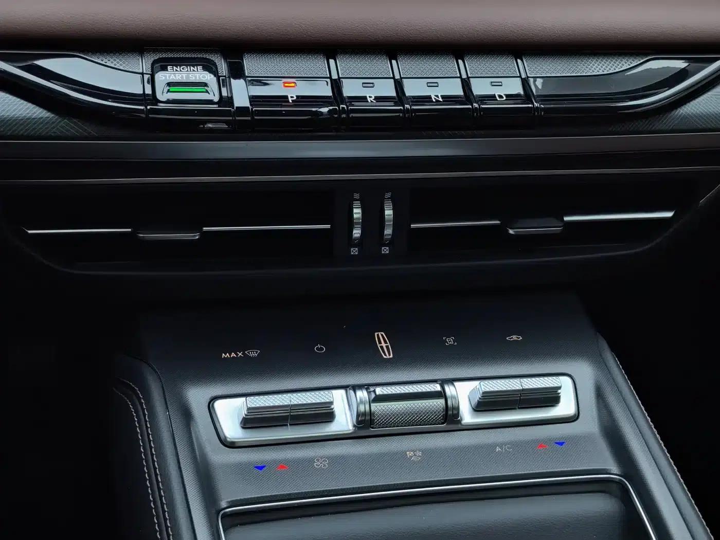 Lincoln Z 2024 2.0T Two-Wheel Drive Premium Hybrid — миниатюра 22