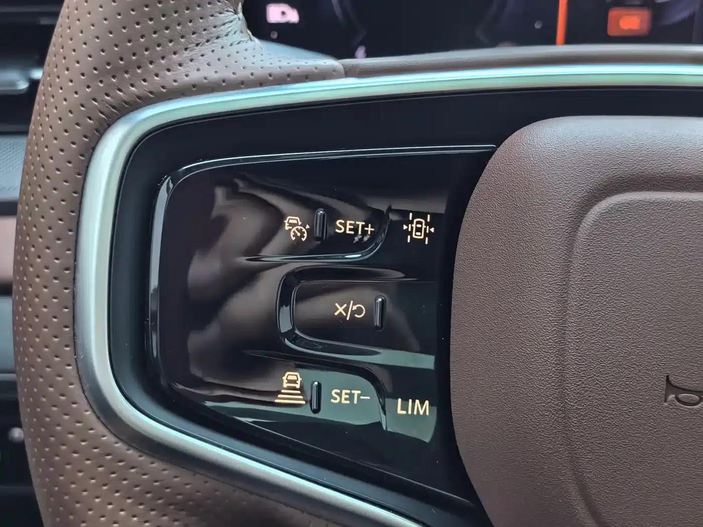 Lincoln Z 2024 2.0T Two-Wheel Drive Premium Hybrid — миниатюра 23