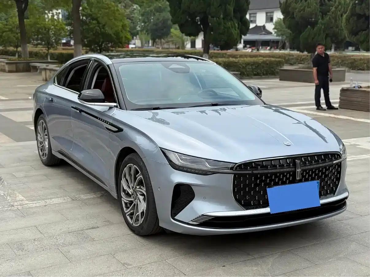 Lincoln Z 2022 Facelift i-Enjoy Premium Edition — миниатюра 3