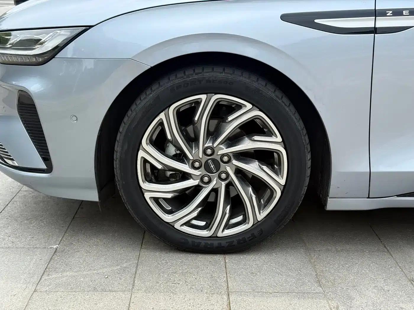 Lincoln Z 2022 Facelift i-Enjoy Premium Edition — миниатюра 8