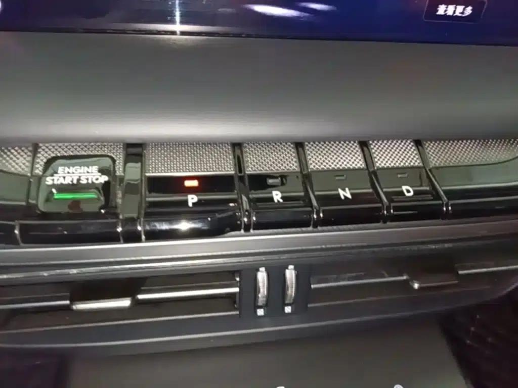 Lincoln Z 2022 i-Enjoy Premium Edition — миниатюра 14