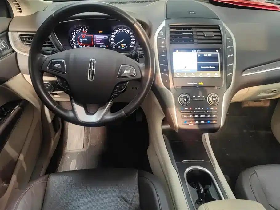Lincoln MKC 2017 2.0T AWD Premium Edition — миниатюра 13