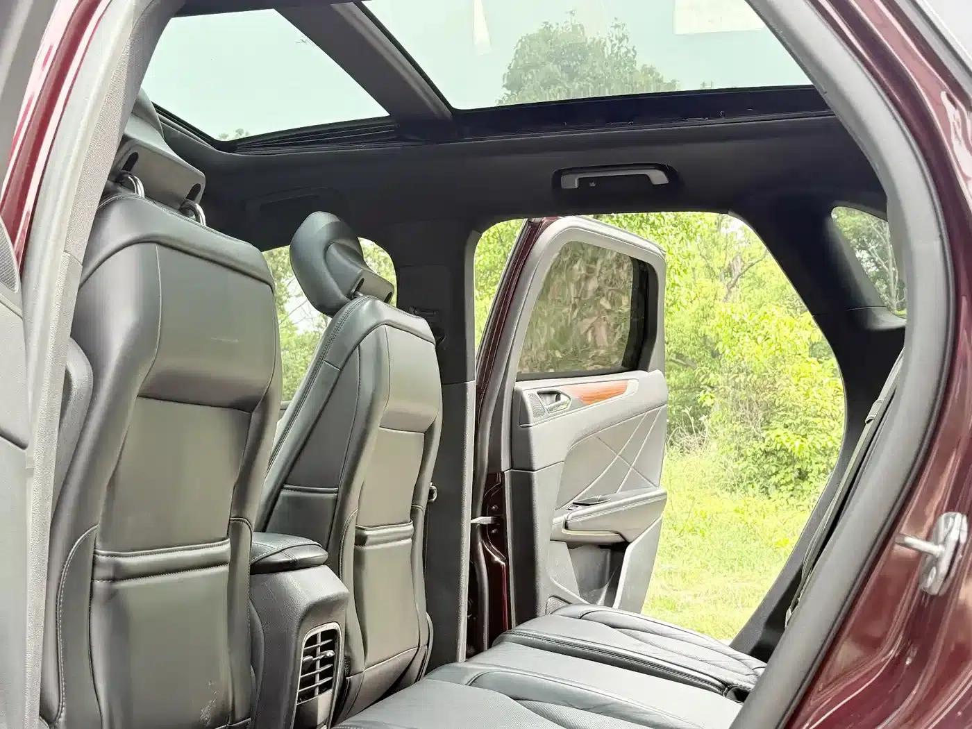 Lincoln MKC 2017 2.0T AWD Premium Edition — миниатюра 15