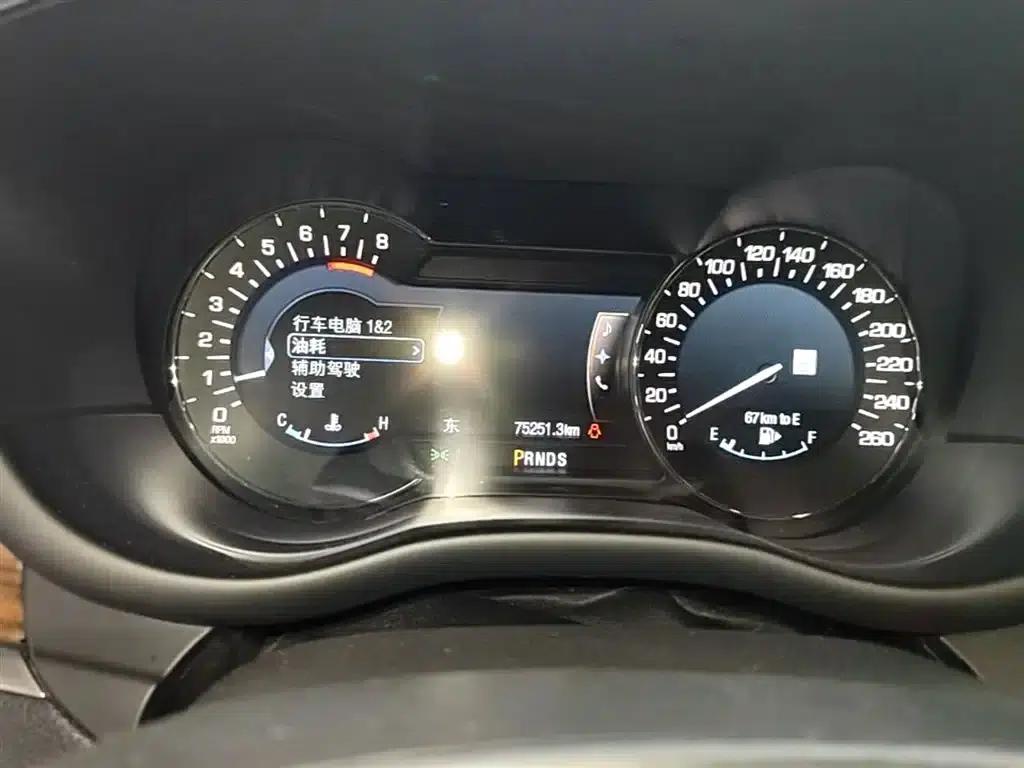 Lincoln MKC 2014 2.0T AWD Premium Edition — миниатюра 12