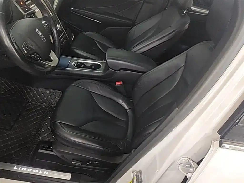 Lincoln MKC 2019 2.0T Two-Wheel Drive Premium Edition (China VI Emission Standard) — миниатюра 15
