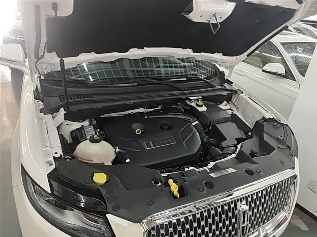 Lincoln MKC 2019 2.0T Two-Wheel Drive Premium Edition (China VI Emission Standard) — миниатюра 20