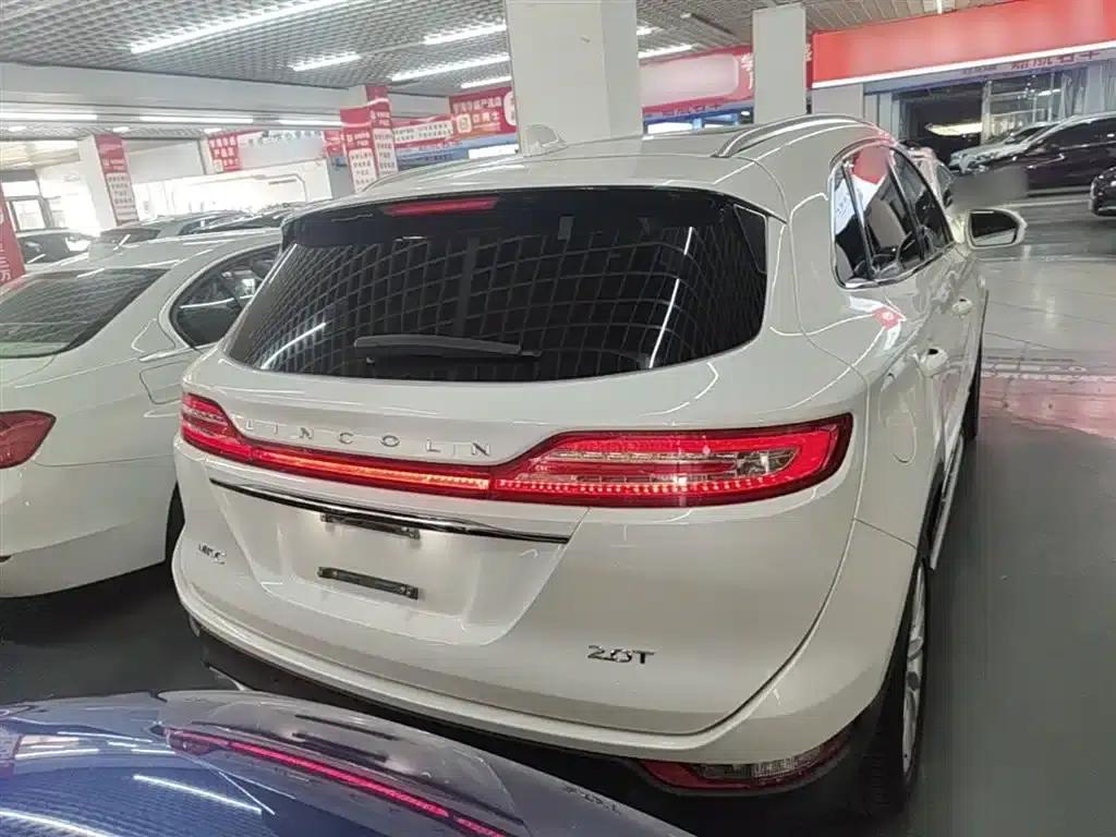 Lincoln MKC 2019 2.0T Two-Wheel Drive Premium Edition (China VI Emission Standard) — миниатюра 6