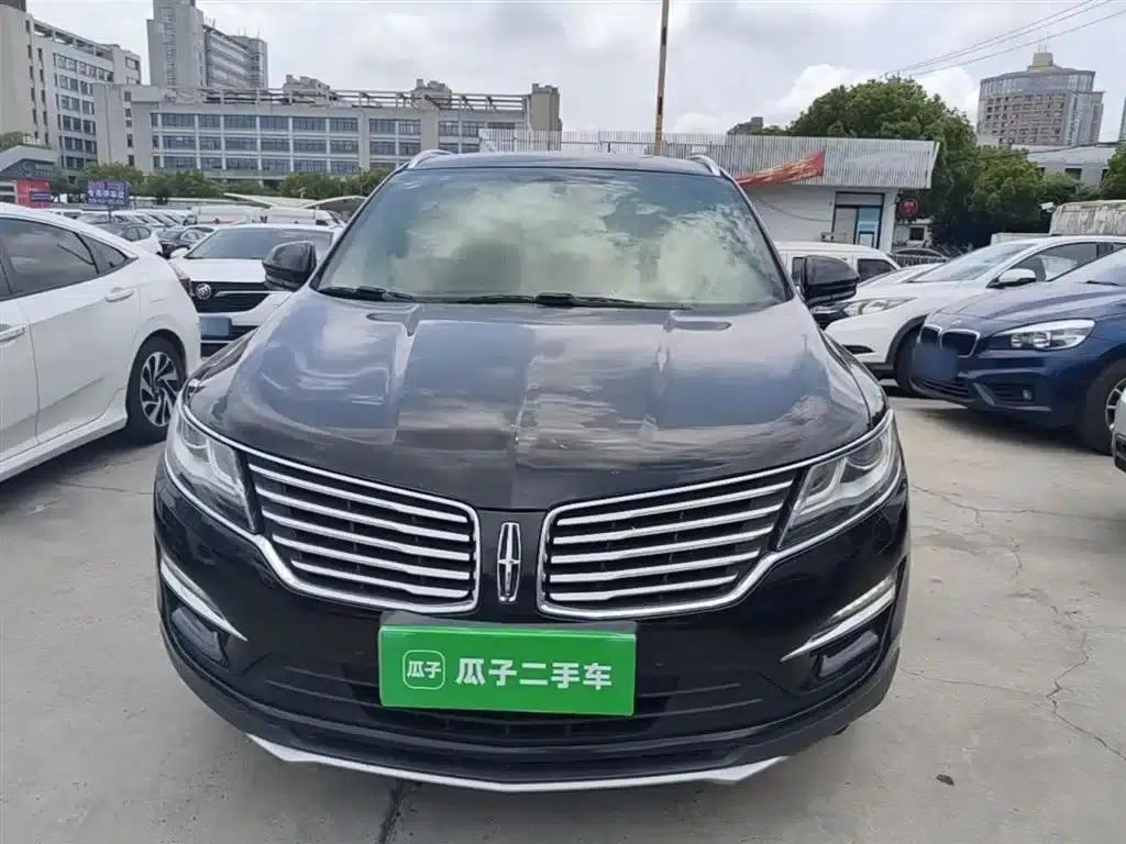 Lincoln MKC 2017 2.0T 2WD Premium Edition — миниатюра 3