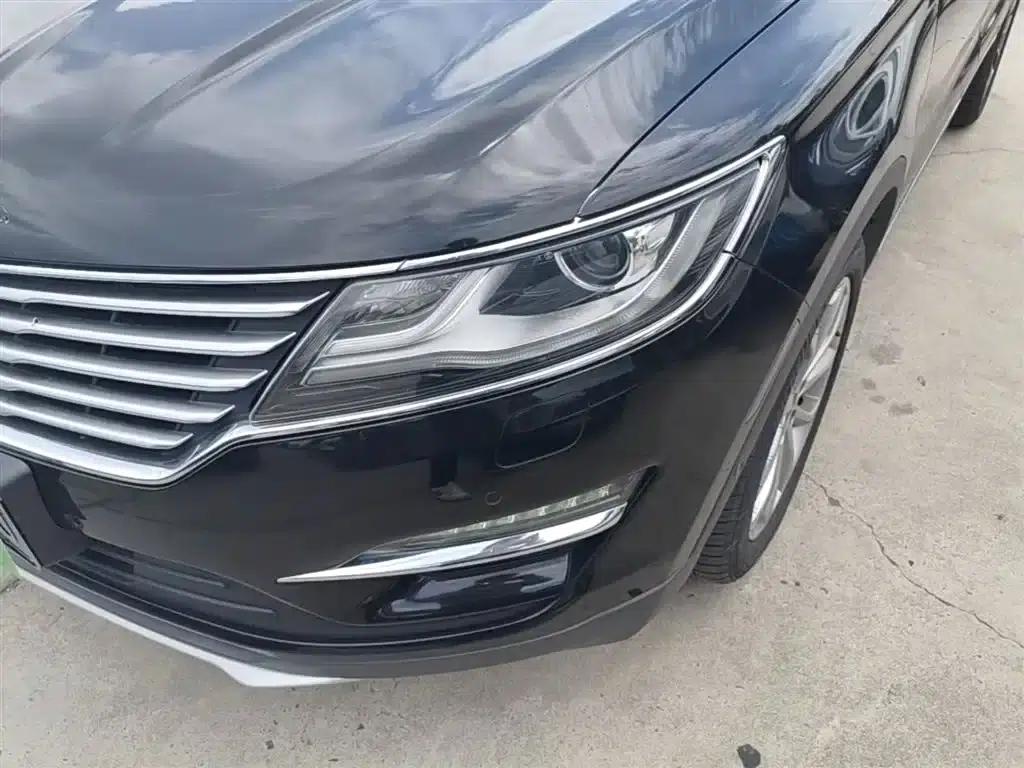 Lincoln MKC 2017 2.0T 2WD Premium Edition — миниатюра 24