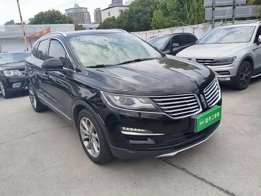Lincoln MKC 2017 2.0T 2WD Premium Edition — миниатюра 4