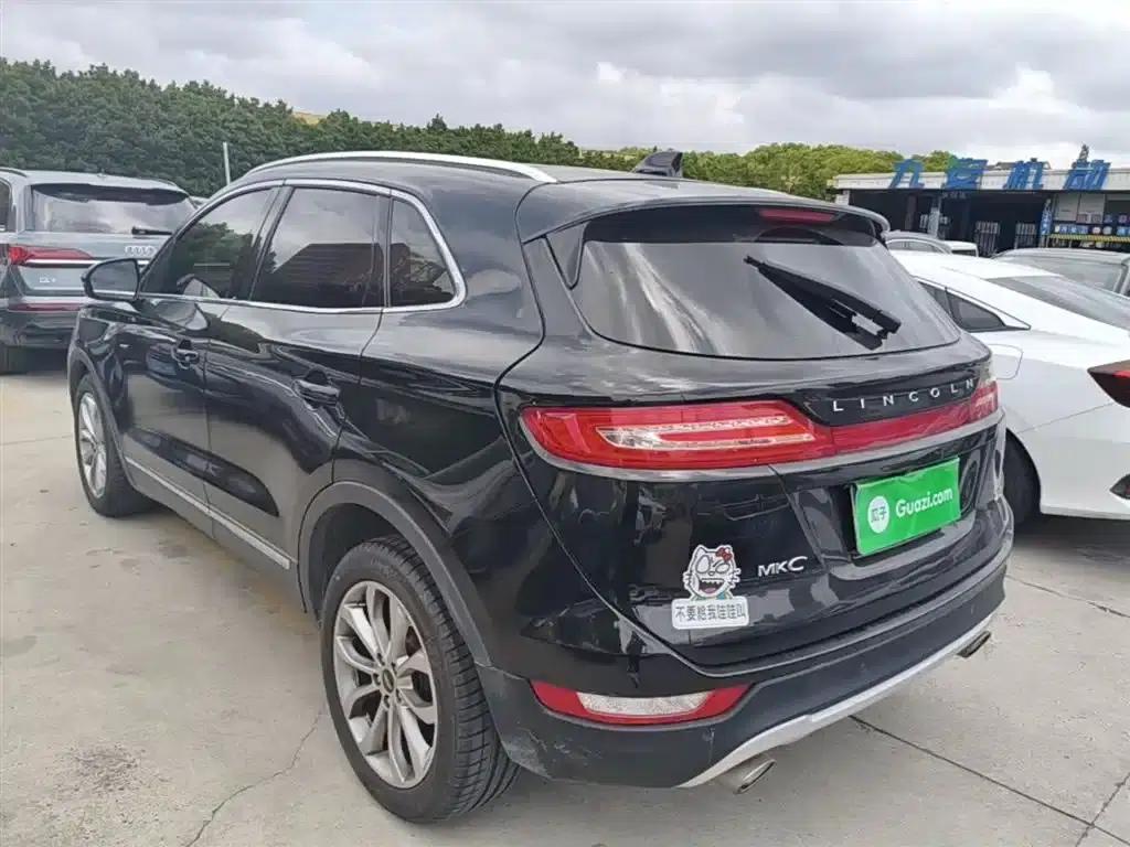 Lincoln MKC 2017 2.0T 2WD Premium Edition — миниатюра 5