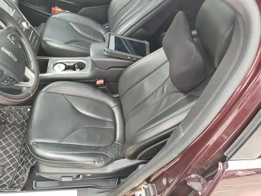 Lincoln MKC 2017 2.0T Two-Wheel Drive Premium Edition — миниатюра 15