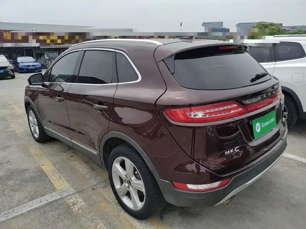 Lincoln MKC 2017 2.0T Two-Wheel Drive Premium Edition — миниатюра 5